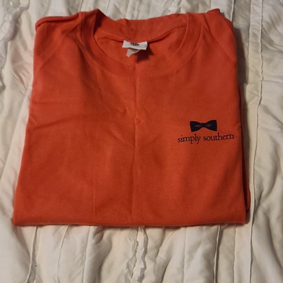 Simply Southern t-shirt - Picture 1 of 4